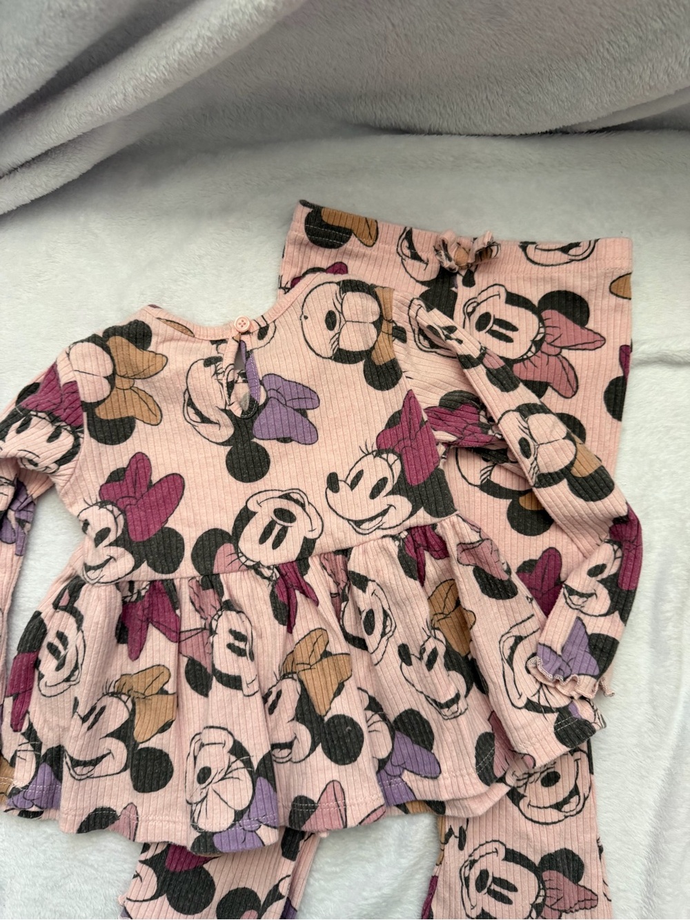 Disney Pink Minnie Mouse Set - Picture 2 of 3